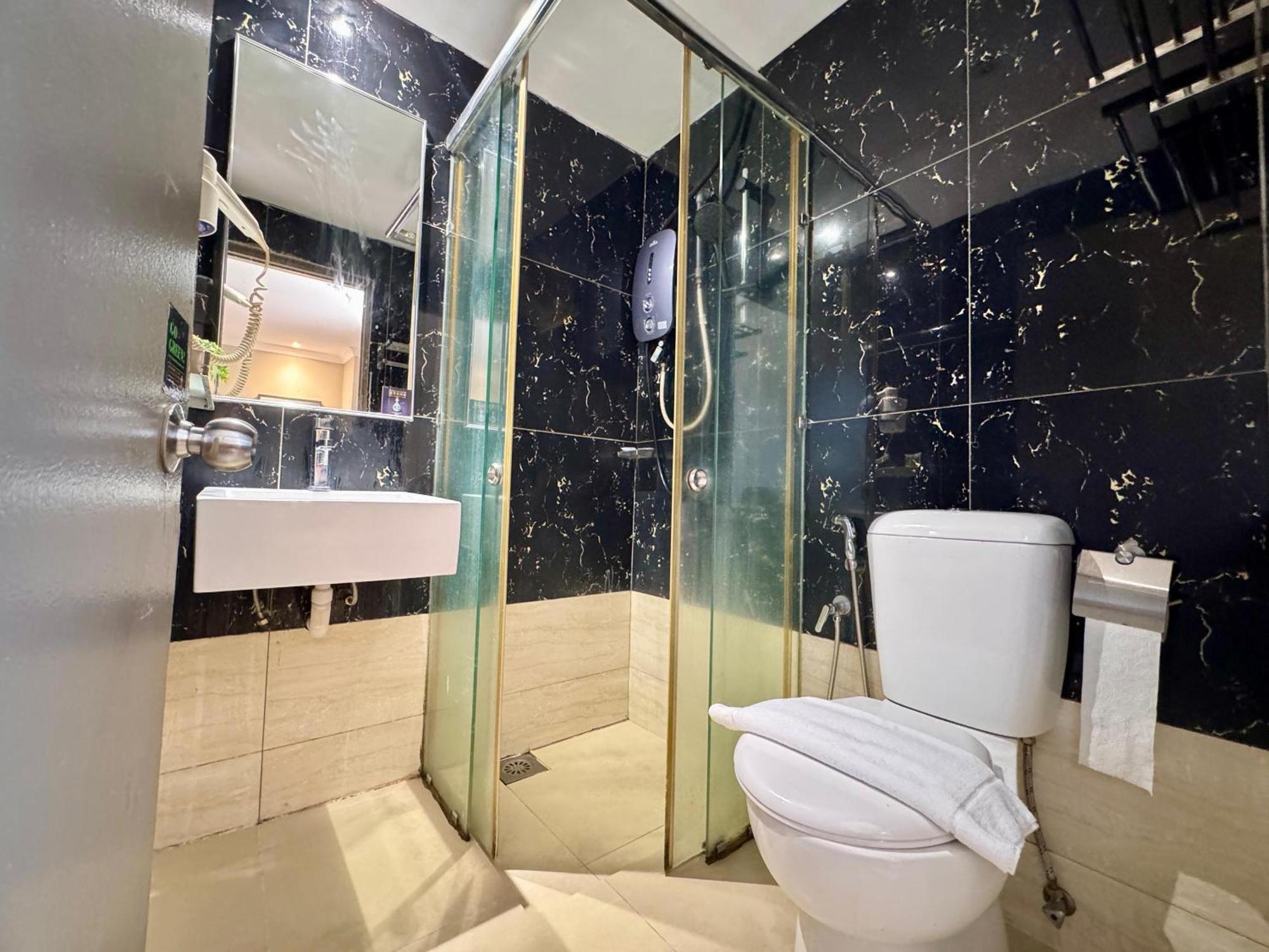 Kingston Hotel 6 - Changkat, Bukit Bintang Kuala Lumpur Ngoại thất bức ảnh